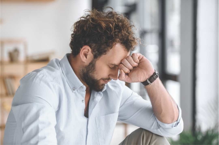 مرکز مشاوره خوب ؛ چرا اسکرول کردن بی‌پایان اعتیادآور است؟