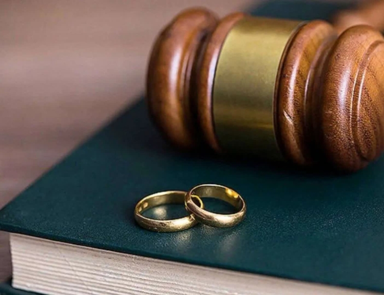 روانشناس در پیروزی علل طلاق و عوامل روانشناختی موثر